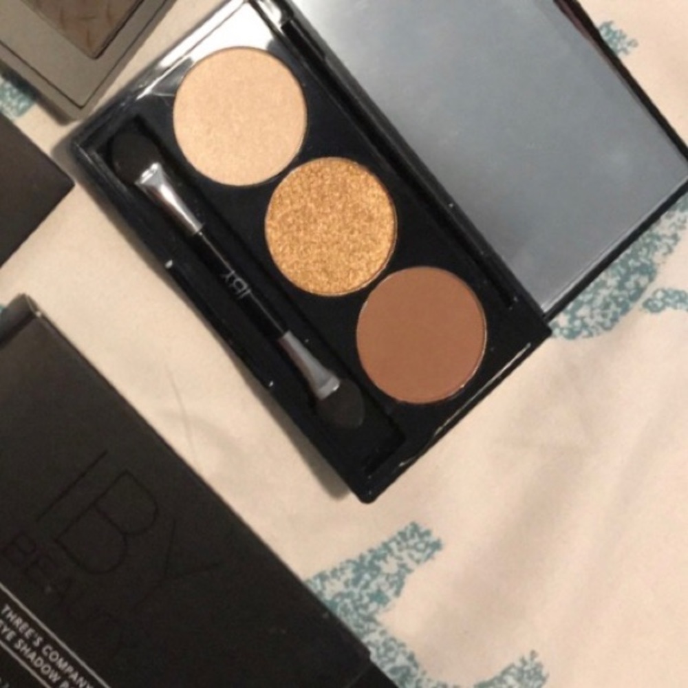 Eye Shadow trio